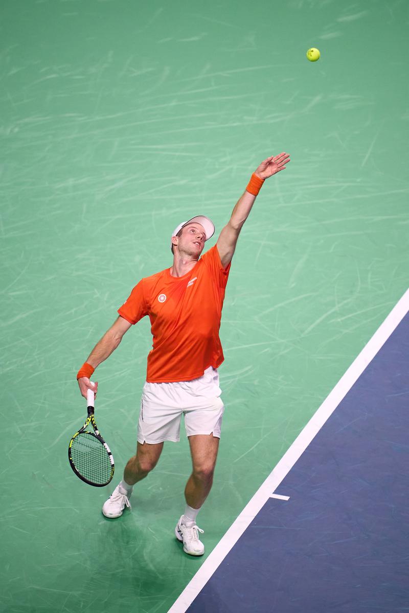 开云-DFM力克V5，Knight打出惊人五杀宿敌对决2025世界赛，引爆全场热议