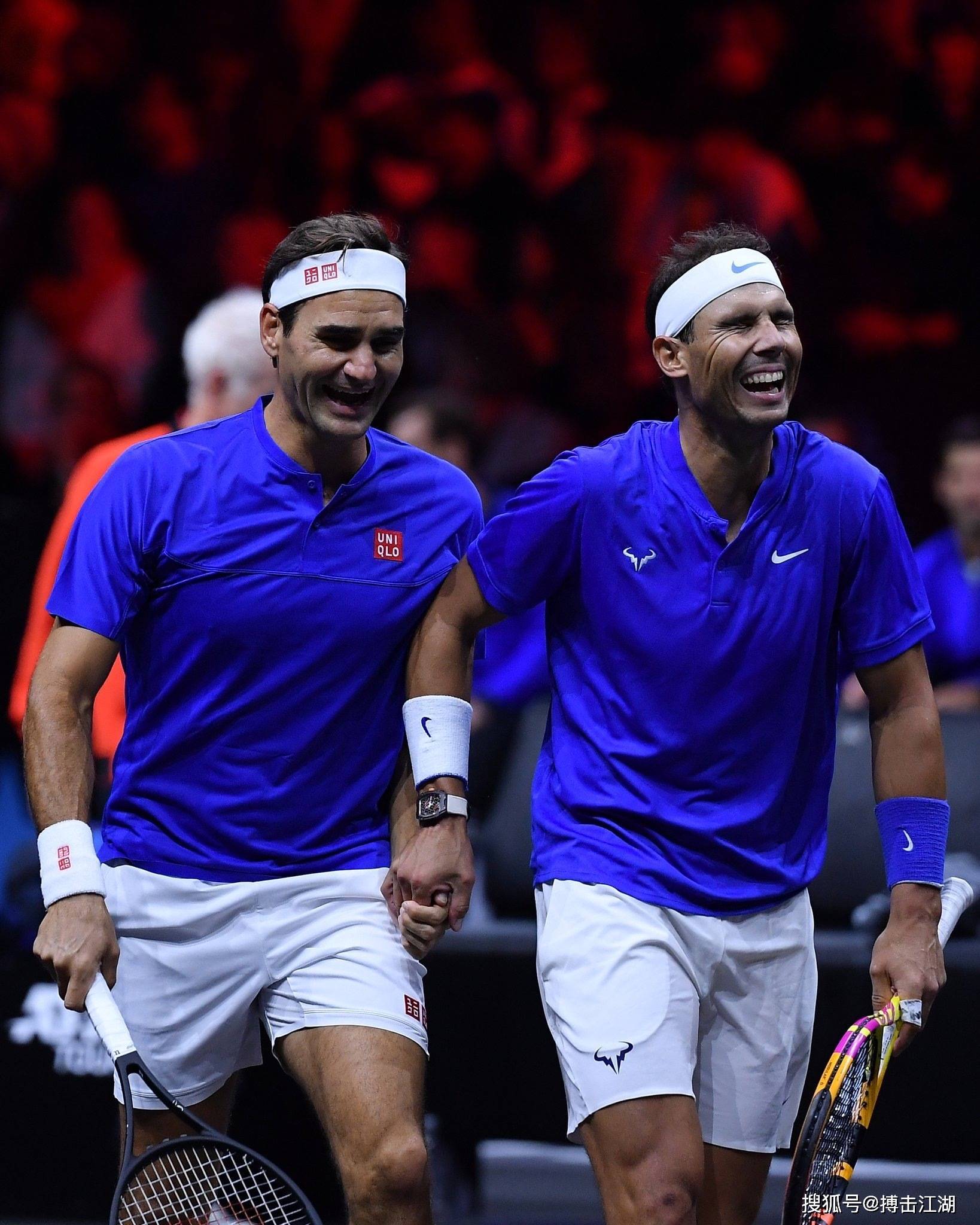 即时盘口传奇谢幕，球迷泪洒赛场