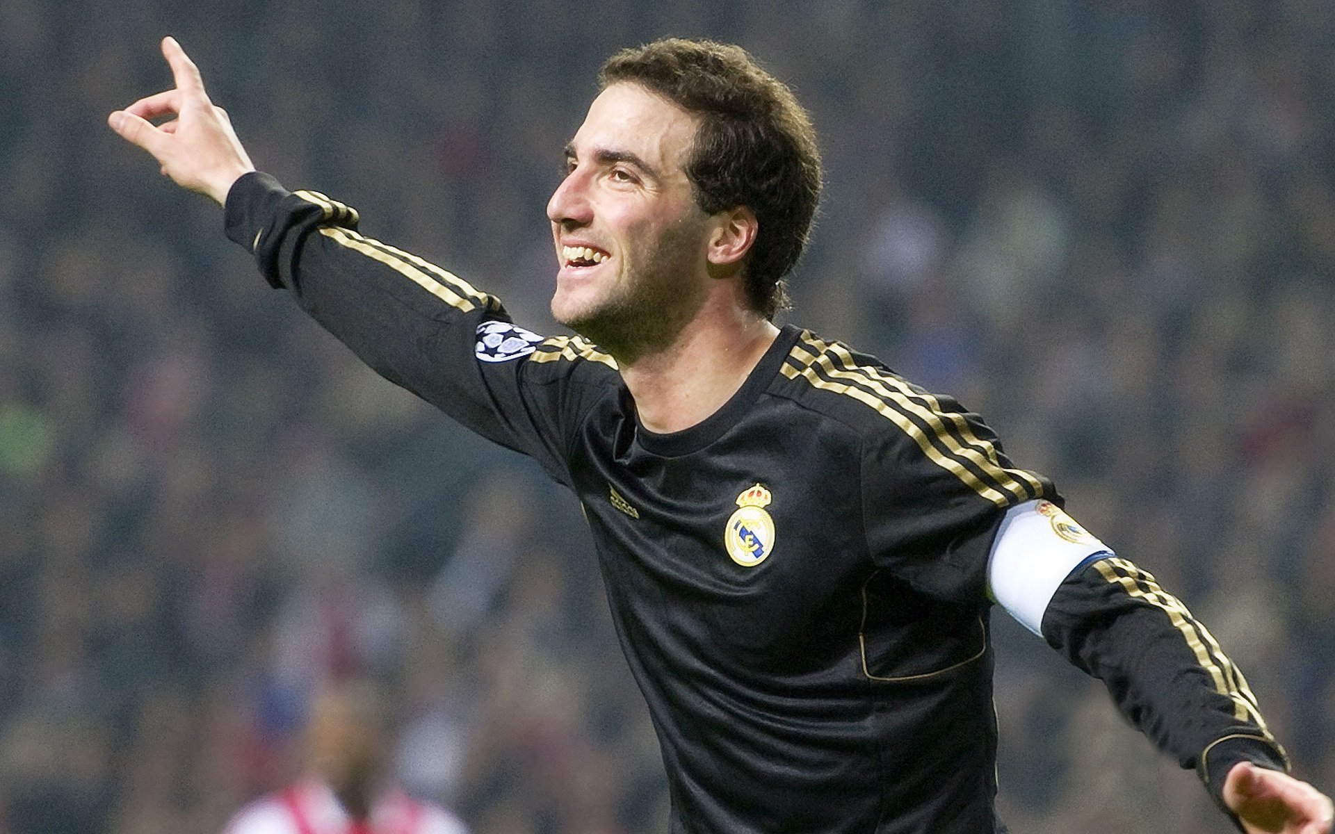 他不是那不勒斯救世主，却在爆冷夜证明最缺的恰恰是他